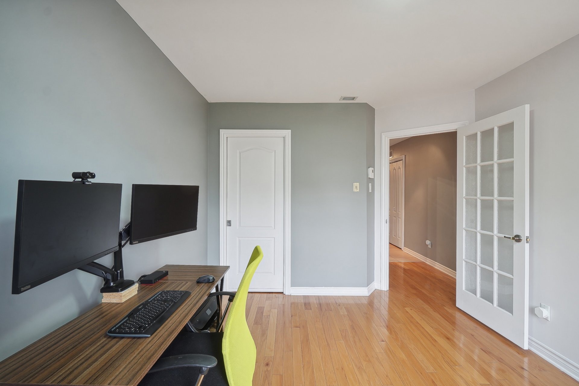 image 18 - Apartment For rent Mercier/Hochelaga-Maisonneuve Montréal  - 6 rooms