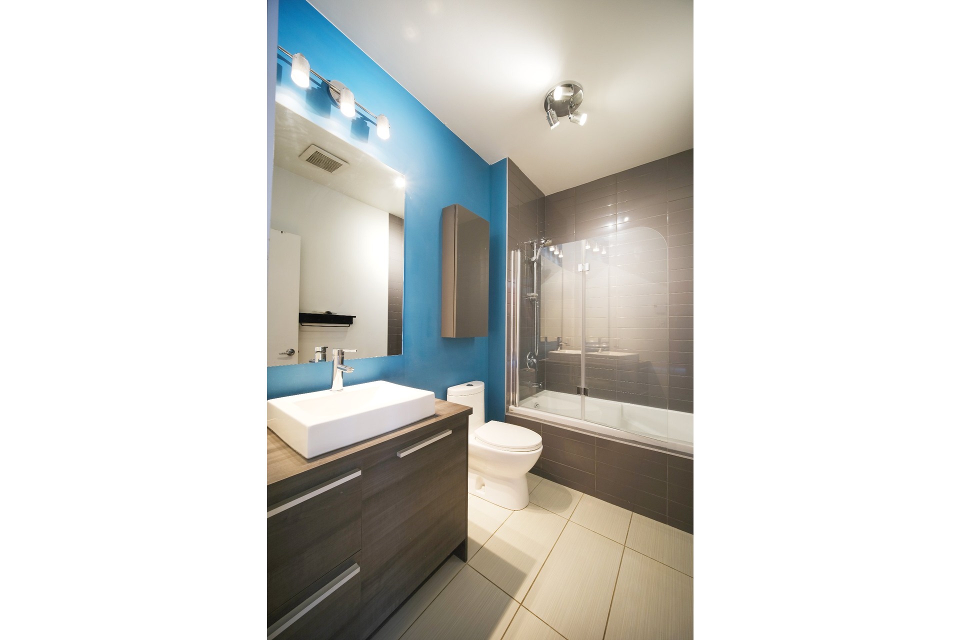 image 5 - Apartment For rent Lachine Montréal  - 6 rooms