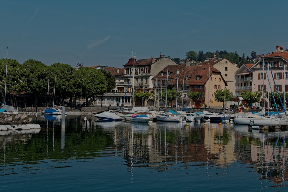 Lutry, le hotspot de luxe à Lausana - Suisse